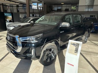 Toyota Hilux Srv 4x4 2024 0km a patentar