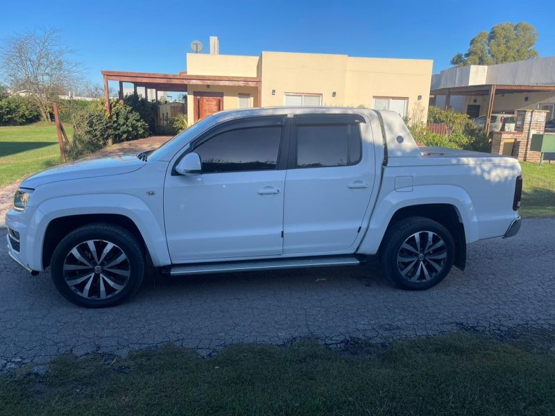 Volkswagen Amarok v6 3.0 380cv 2022 50.000km impecable